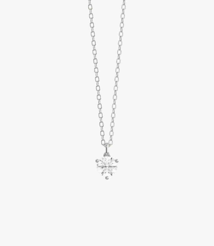 PD005423F White