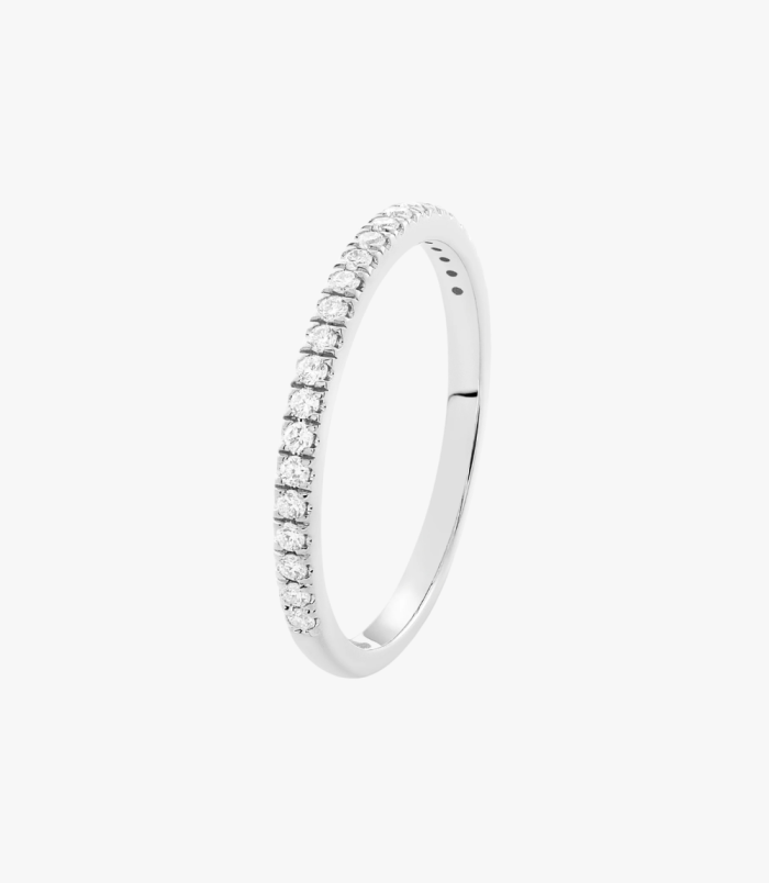 RG008952C white